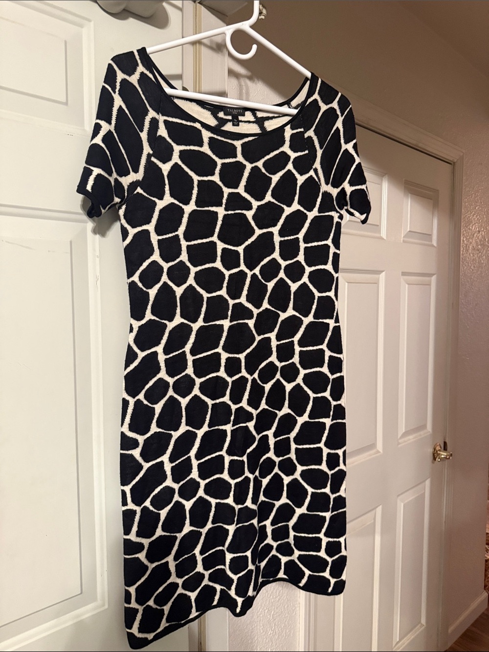 Talbots Black and White Short Sleeve Patterned Dress